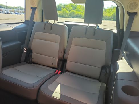 Used 2019 Ford Flex Limited w/ Equipment Group 303A AWD/4WD image 17