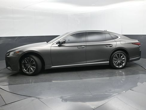 Used 2018 Lexus LS 500 w/ Interior Upgrade Package RWD image 29