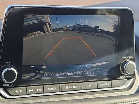 Used 2023 Nissan Rogue SV w/ SV Premium B Package FWD image 14