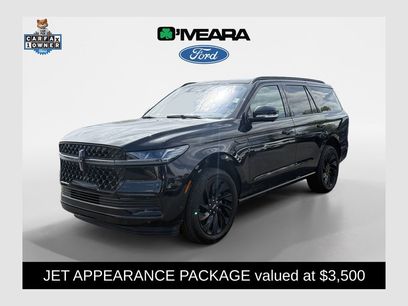 Used 2025 Lincoln Navigator Reserve w/ Jet Appearance Package