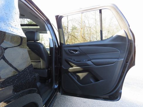 Used 2019 Chevrolet Traverse Premier w/ Redline Edition image 15