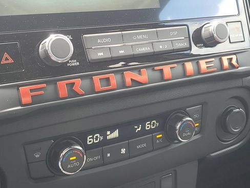 Used 2025 Nissan Frontier PRO-4X w/ Interior Protection Package AWD/4WD image 30