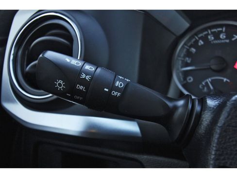 Used 2019 Toyota Tacoma SR5 image 20