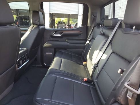 Used 2026 GMC Sierra 1500 Denali w/ Denali Reserve Package image 11