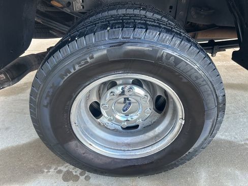 Used 2024 Ford F350 XL w/ Snow Plow/Camper Package image 28