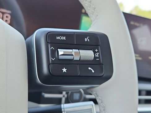 Used 2026 Hyundai Santa Fe SEL FWD image 20