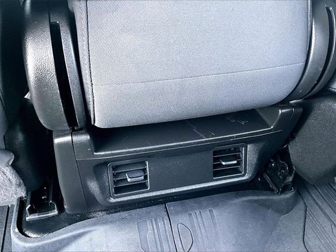 Used 2021 GMC Sierra 2500 SLE image 34