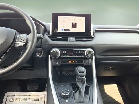 Used 2024 Toyota RAV4 XLE w/ Convenience Package image 11