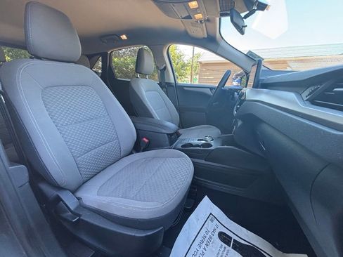 Used 2020 Ford Escape SE FWD image 15