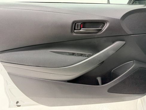 Used 2023 Toyota Corolla LE image 28
