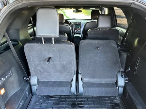 Used 2018 Ford Explorer Sport w/ Equipment Group 401A AWD/4WD image 41