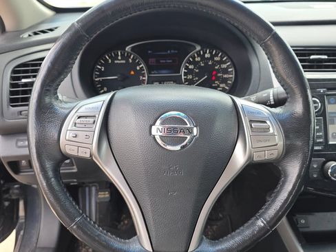 Used 2015 Nissan Altima 2.5 SL w/ Technology Package FWD image 15