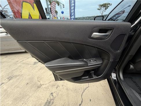 Used 2015 Dodge Charger R/T RWD image 22