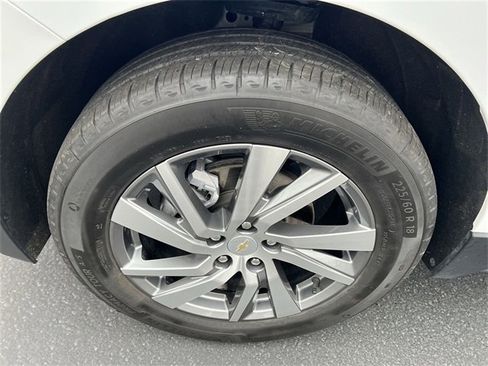Certified 2023 Chevrolet Equinox Premier image 17
