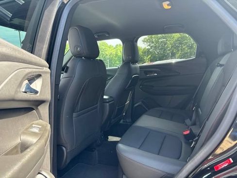 Used 2023 Chevrolet TrailBlazer RS w/ Convenience Package AWD/4WD image 11