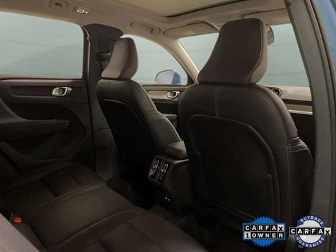 Used 2025 Volvo XC40 B5 Core image 21