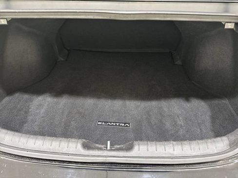 Used 2023 Hyundai Elantra SEL w/ Convenience Package FWD image 25