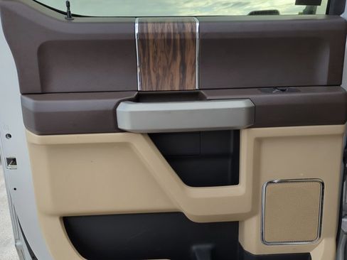 Used 2018 Ford F150 Lariat w/ Equipment Group 502A Luxury image 23