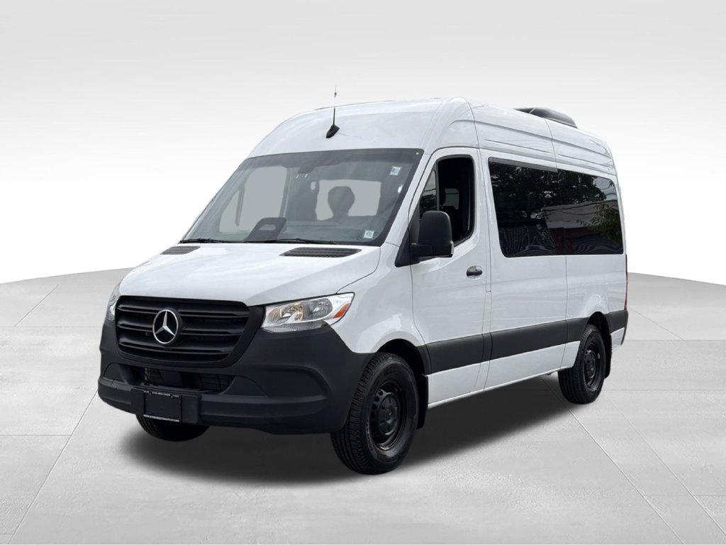 Used 2025 Mercedes-Benz Sprinter 2500 image 3