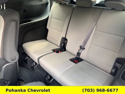 Certified 2025 Chevrolet Traverse LT w/ Driver Confidence Package AWD/4WD image 26