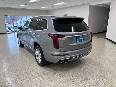 Used 2024 Cadillac XT6 Luxury image 9