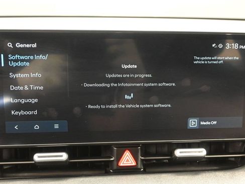 Used 2025 Hyundai Ioniq 5 SE RWD image 24
