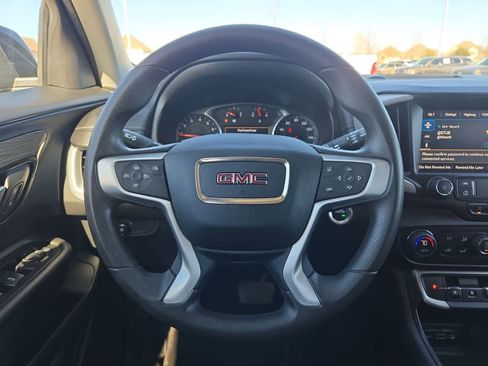 Used 2022 GMC Terrain SLE w/ Driver Convenience Package image 20
