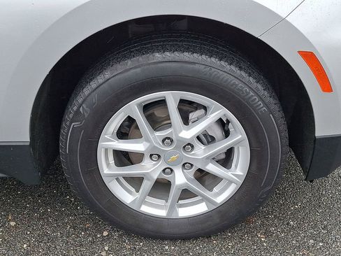 Used 2022 Chevrolet Equinox LS AWD/4WD image 11
