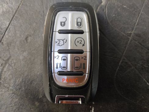 Used 2023 Chrysler Voyager LX FWD image 32