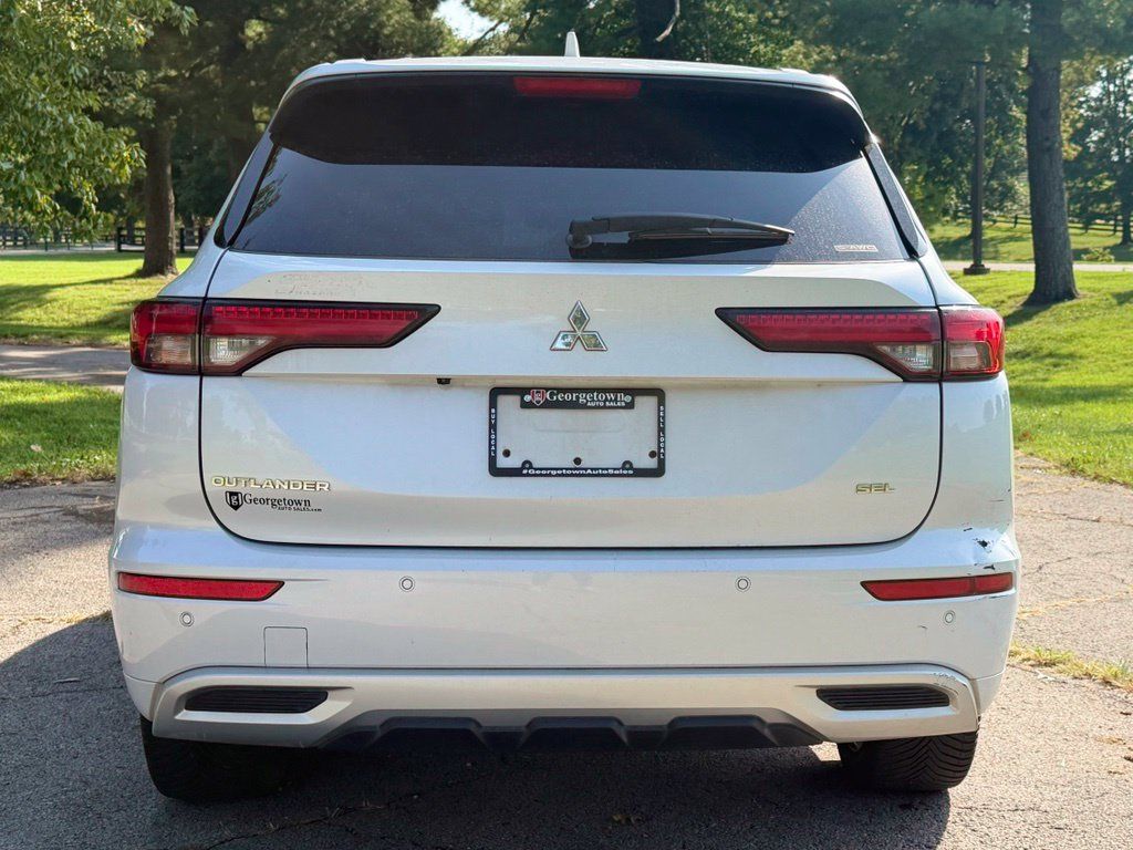 Used 2022 Mitsubishi Outlander SEL AWD/4WD image 11