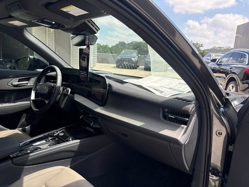 Used 2026 Audi Q3 quattro 2.0T w/ Technology Package AWD/4WD image 15