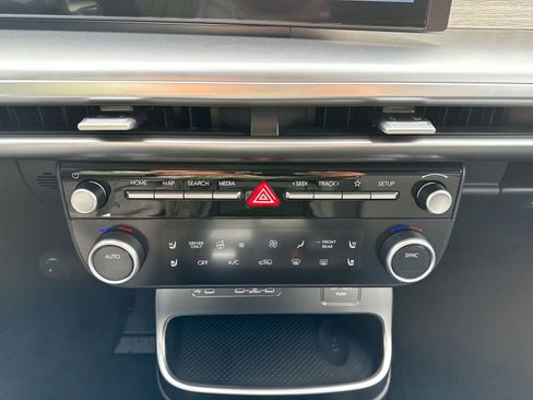 New 2026 Hyundai Ioniq 9 SEL image 21