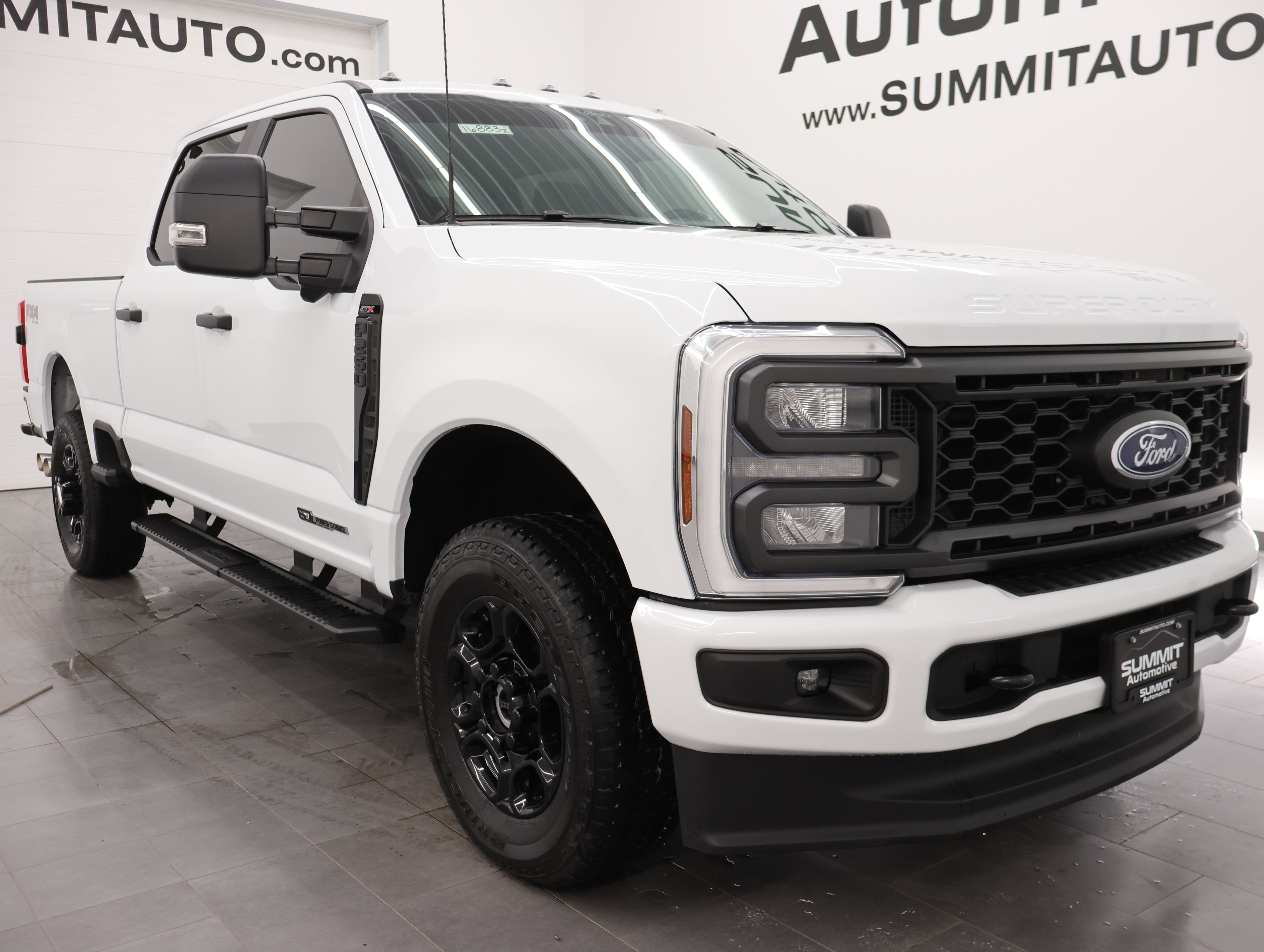 Used 2025 Ford F250 XL w/ STX Appearance Package AWD/4WD image 2