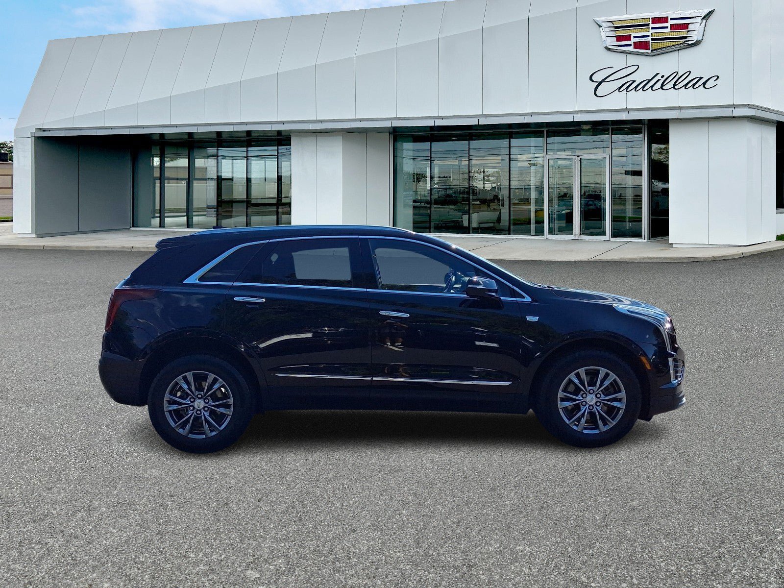 Certified 2023 Cadillac XT5 Premium Luxury AWD/4WD image 6