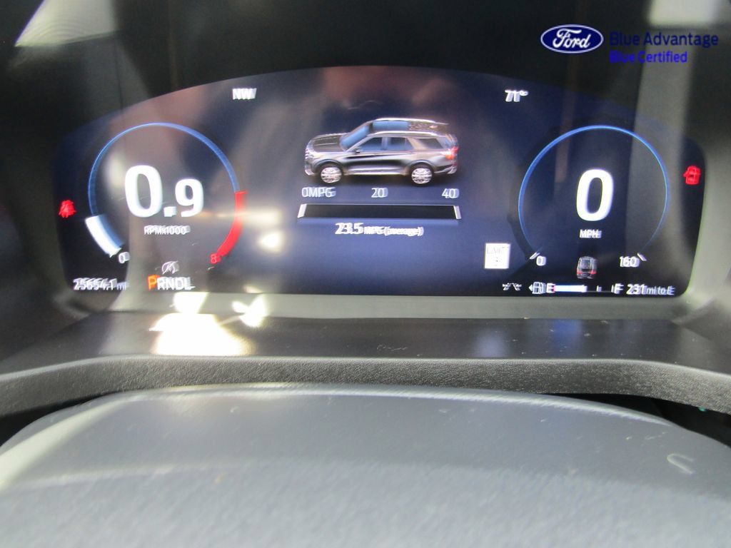 Certified 2025 Ford Explorer Active w/ Active Comfort Package AWD/4WD image 39