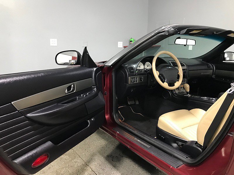 Used 2004 Ford Thunderbird RWD image 25
