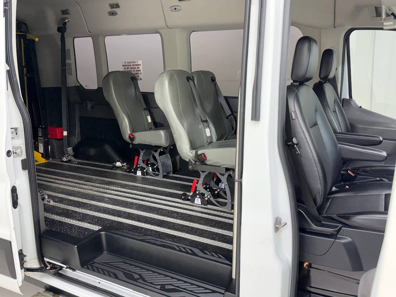Used 2020 Ford Transit 350 XL RWD image 45