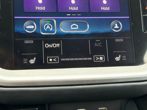 Used 2021 Subaru Outback Premium AWD/4WD image 22