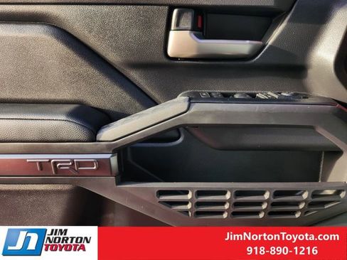 Used 2025 Toyota Tacoma TRD Off-Road image 24