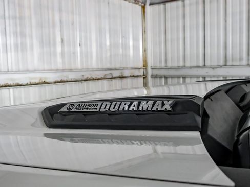 Used 2022 Chevrolet Silverado 3500 High Country image 54