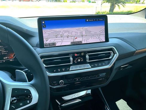 Used 2024 BMW X3 sDrive30i w/ Premium Package RWD image 6