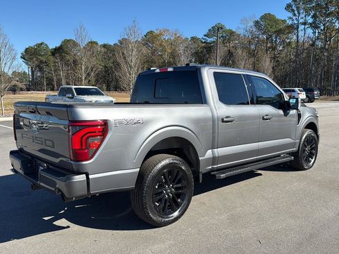 Used 2024 Ford F150 Lariat w/ FX4 Off-Road Package image 7