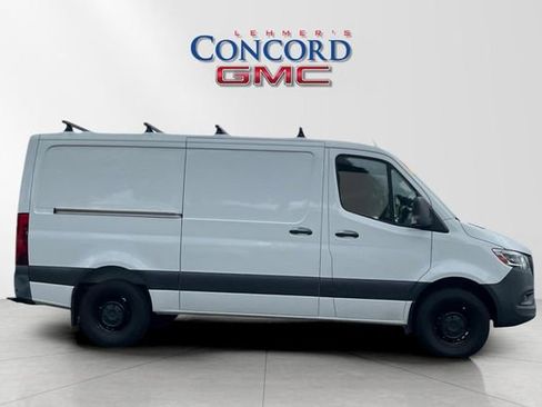 Used 2023 Mercedes-Benz Sprinter 2500 image 3