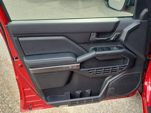 Used 2025 Toyota 4Runner TRD Sport Premium AWD/4WD image 18