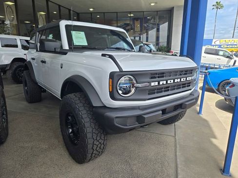 New 2026 Ford Bronco Big Bend AWD/4WD image 1