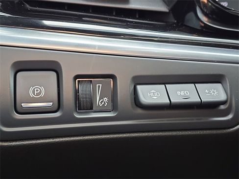 Certified 2024 Cadillac XT6 Premium Luxury w/ Technology Package image 18