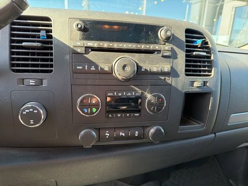 Used 2013 GMC Sierra 1500 SLE w/ Power Tech Package image 12