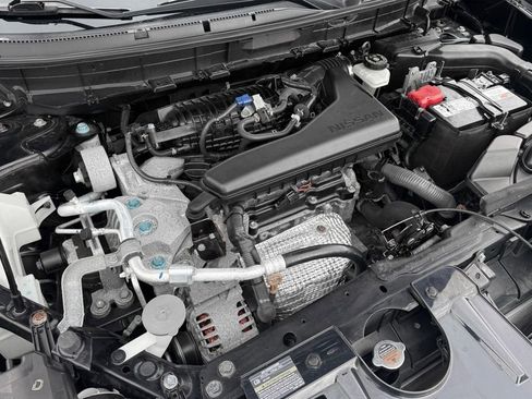 Used 2019 Nissan Rogue SV image 28