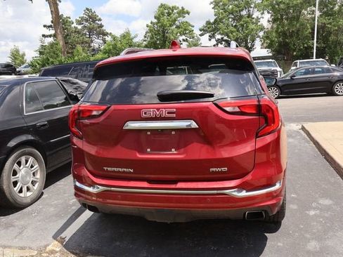 Used 2019 GMC Terrain Denali w/ Advanced Safety Package AWD/4WD image 7
