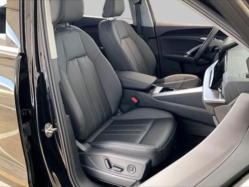 Used 2026 Audi Q5 Premium AWD/4WD image 9